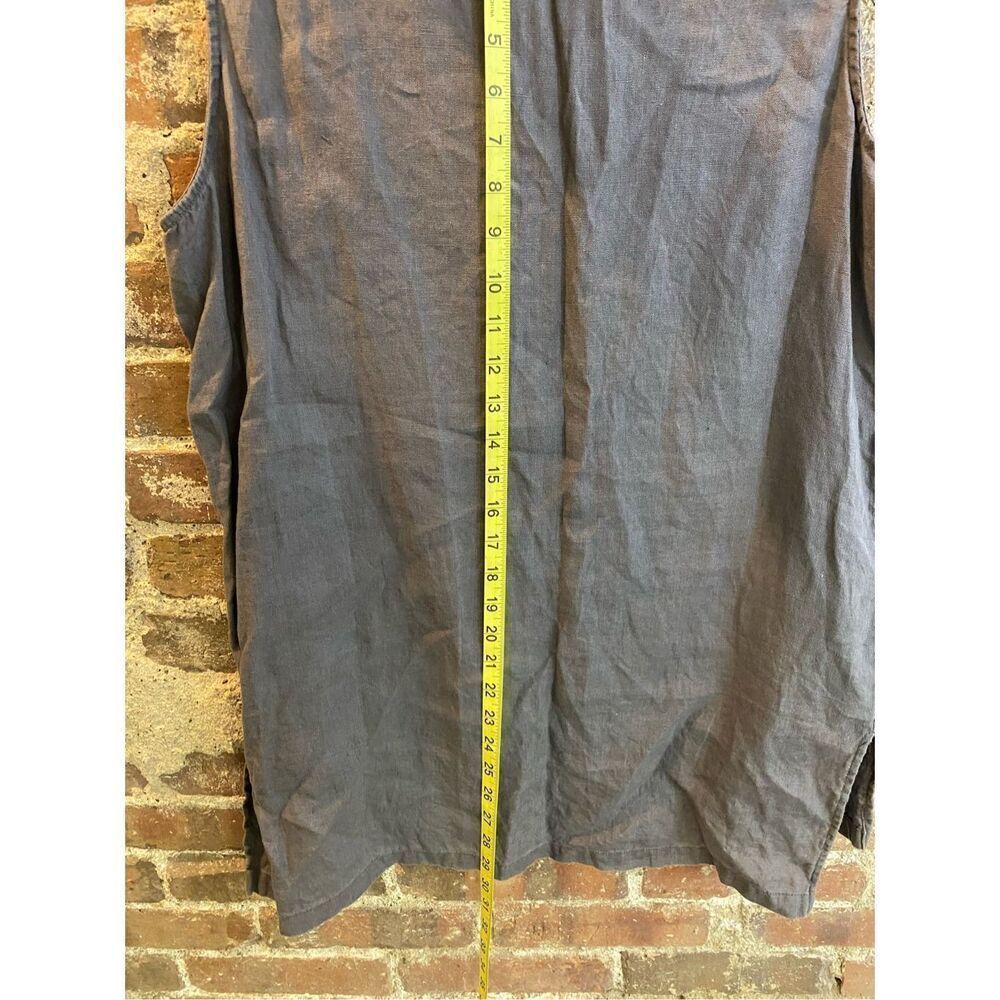 ELLEN TRACY • Denim Sleeveless 1/4 Gold Metal Front Zip Detail Scoop Neck Double - Picture 5 of 9